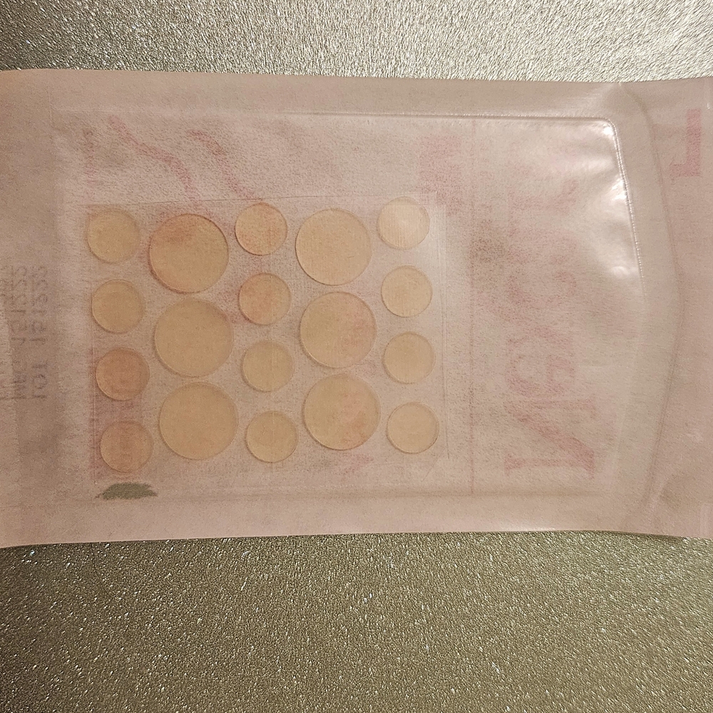 Acne Patch - Cream - Picture 3 of 11